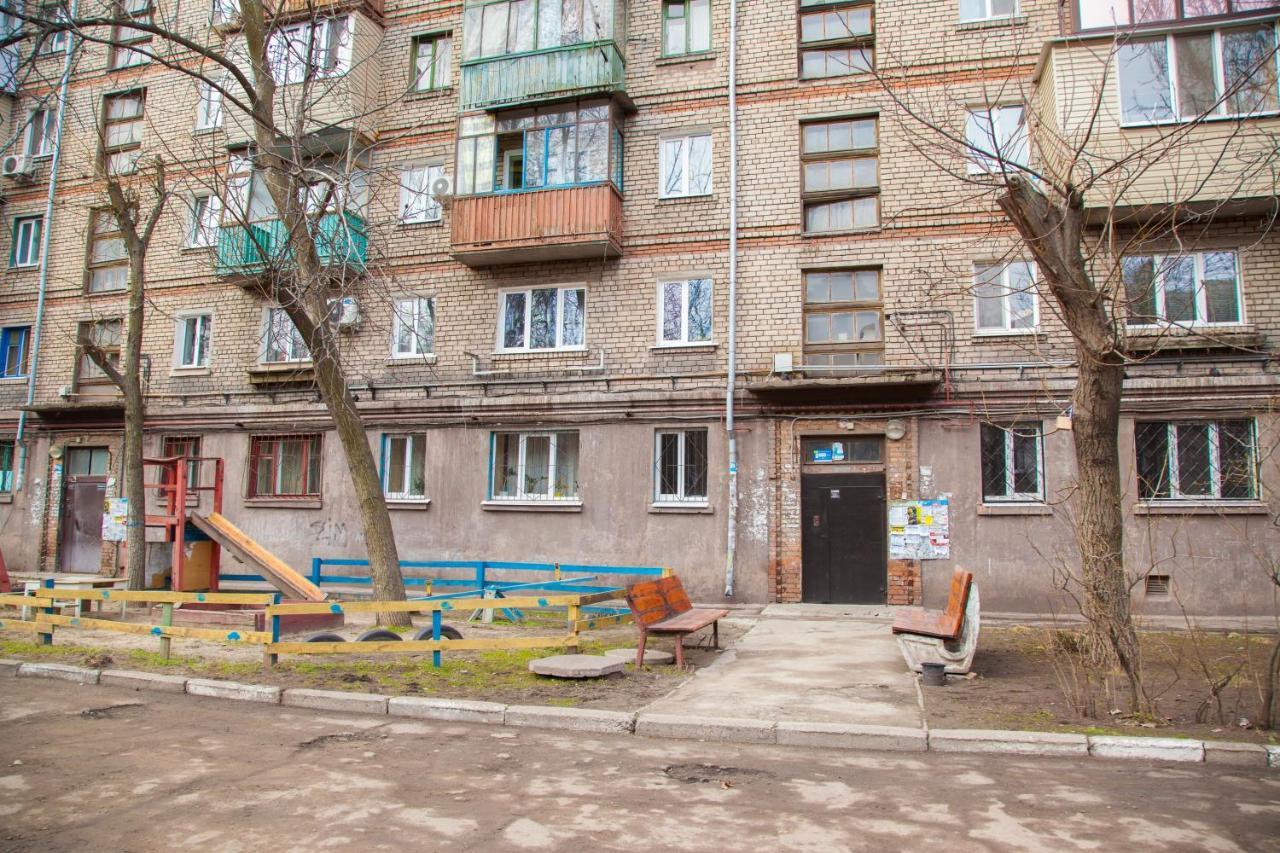 Semi-Luxury Apt On Yatsenka 8 Near Intourist Hotel Zaporizhia Exterior photo